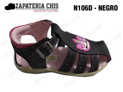 N106 - NEGRO calzado en cuero para niña